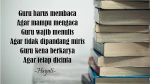 Hal ini menunjukkan penghormatan kita terhadap sang guru. 5 Puisi Untuk Hari Guru Yang Menyentuh Hati Kepogaul