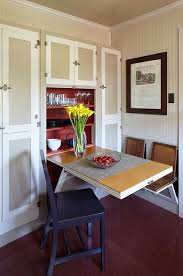 Fold Down Table And Fold Down Seats I Like The Impromptu Seating And Would Like To Incorporate That Into Or Near Bo Tiny House Living Small Spaces Tiny Spaces