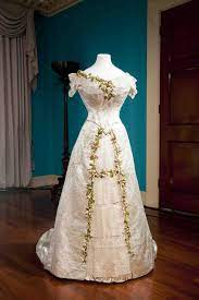 Historic Royal Palaces Historical Wedding Dresses Historical Dresses Royal Dresses