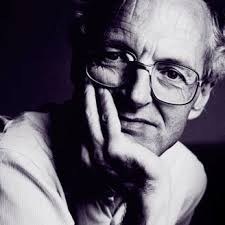 MICHAEL FRAYN