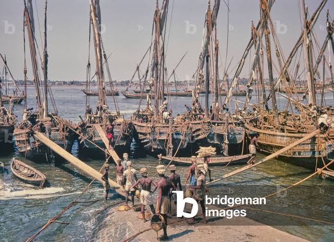 Image of Bombay port, Bombay, India, 1967 (photo)