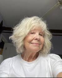 Lip challenge Me:3 And you:???