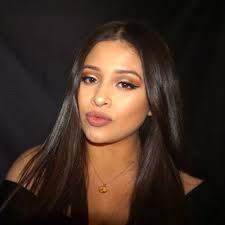 Lesseth Martinez (@Less_M_Martinez)