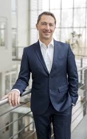 21 olympische medaillen, davon 17 goldene. Baypat Dr Robert Phelps