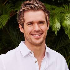 Nate Cooper (@cooper_away)