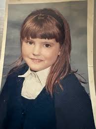 Afternoon all. I lived in Chasetowm,then Bells Lane. The the crescent. Went  to all three local school. My maiden name was Emery. I have four younger  brothers. Mx