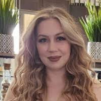 Earlene Pemberton's Instagram, Twitter & Facebook