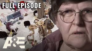 Squatter Living In Abandoned Building Breaks Down Over Life-Changing  Surprise