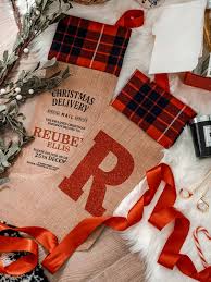 Everything to get you through this holiday season from the hottest gift ideas, to christmas how fun are subscription boxes? Gift Guide Home Gemma Louise