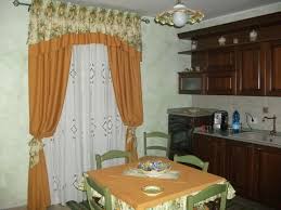 Fodere per divano e cuscini imbottiti coordinati. Modelli Tende Classiche