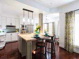 Use this guide from the experts at the home depot to find small kitchen ideas and make the people like to gather in the kitchen, whether you're cooking, helping the kids with homework or just relaxing. 8 Ways To Make A Small Kitchen Sizzle Diy