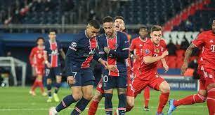 Giornata storta per mbappé, che sbaglia una facile occasione. 2brfcypflnwdvm