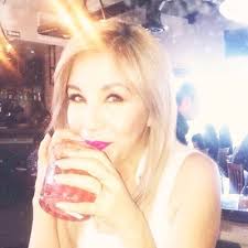 Edna Rios (@EdnaRio88082548)