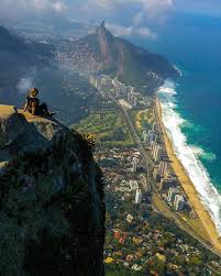 Pedra da gávea is one of rio de janeiro's most beautiful, but at the same time most technical hikes.getting to the summit of this 844m high granite monolith. Pin On Rio De Janeiro Brazil