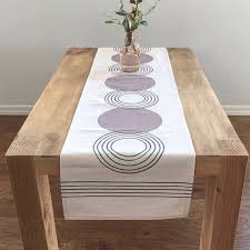 Isola Retro Circle Target Modern Mid Century Table Runner Off White Black Circle Dining Table Mid Century Table Pretty Tables
