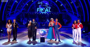 Bruno tonioli, craig revel horwood, and darcey bussell returned as judges. Strictly Come Dancing 2017 Winner Announced As Joe Mcfadden Huffpost Uk