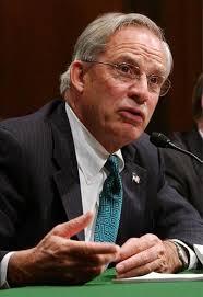 CIA director Porter Goss resigns post