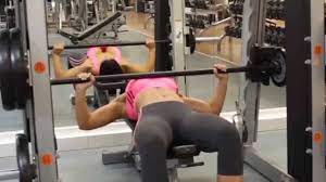Are there any smith machine bench press benefits? Smith Machine Bench Press Chest Exercise Youtube