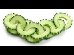 How To Make Cucumber Design Vegetable Carving Cucumber Garnish Art In Cucumber Youtube Decoracao De Pratos Arranjos Comestiveis Artesanato De Alimentos