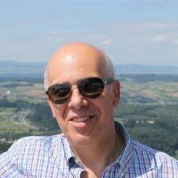 4 perfiles de «Miguel Case»