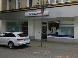 The bank offers its savers the usual range of financial products: Ihre Targobank In Bochum Alte Bahnhofstr 193