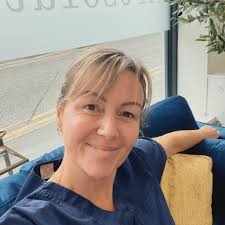 Can anyone recommend some one that does botox etc Thanks