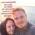 Crystal Bissonnette's Instagram, Twitter & Facebook