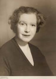 Qué hace una chica como tú en un sitio como éste. María Luisa Caturla entre  zurbaranes *