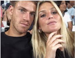 Denis shapovalov and penny oleksiak might be canada's cutest sports couple. Meet Diego Schwarztman S Girlfriend Eugenia De Martino Bio Wiki