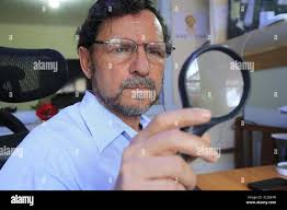 Ojo de catarata hi-res stock photography and images