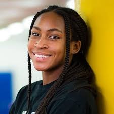 き We're engaged and next week is is our wedding but in other groups no one  congratulated us jet because my wife is black