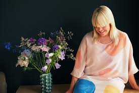 Bea melody graphit / multicolor. Beauty Interview Melodie Michelberger