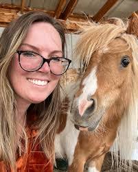 Amber Bley's Instagram, Twitter & Facebook