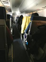 American Airlines Er4 United Airlines And Travelling