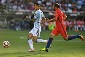 Messi đấu suarez, cavani 3 phút trước. A5e7k7ocqclcym