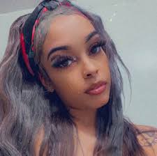 Tianna Holmes (@tianna.holmes.984)