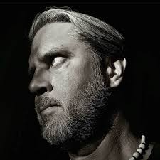 Hey guys, My little contribution of the day. This superb machine from  Bernhard Garage Irons ✨💎 A customer sent it to me for repair a few days  ago. Thanks for looking