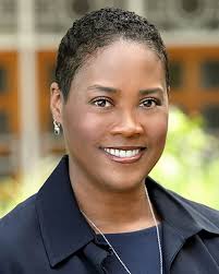 Dana Bradley's Instagram, Twitter & Facebook