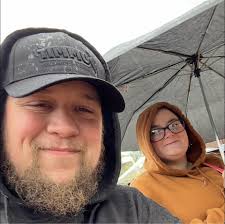 If you are not a CAREER HEALER, do not insta lock Gambit. He is a  strategist that swaps between healing and attacking with ease. If you don't  know HOW to be a