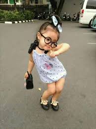 Choupette Voyage Onirique So Cute Baby Photographie D Enfants Enfants Droles