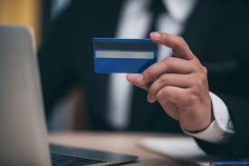 To ensure your credit limit maintains the potential to grow, it's important that you make your discover card payments on time and preferably in full. Discover It Cashback Match Sign Up Bonus 2021 Review Mybanktracker