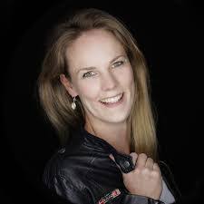 Ester Koch's Instagram, Twitter & Facebook