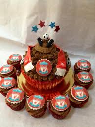 Liverpool Giant Cupcake With Matching Cupcakes By Piece Of Cake Gibraltar Giant Cupcakes Piece Of Cakes Cake Smash