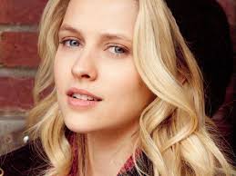 Palmer (justin timberlake) recently released from prison after serving 12 years for attempted murder, moves in with his grandmother and rediscovers his heart in the process of learning to accept his past. Teresa Palmer Wallpapers Wallpaper Cave