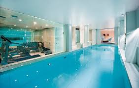 Folorunso alakija (born 15 july 1951) is a nigerian billionaire businesswoman. Folorunsho Alakija Profile Photos Successstory