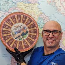 Ciao! 🇮🇹 Nu är vår butik i Lund öppen igen en efter sommarpaus. Så varmt  välkomna tillbaka för att fylla på förråden med det bästa från Italien.  Observera att vi nu kommer