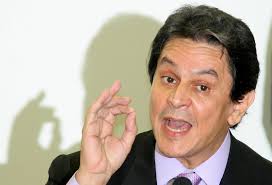Roberto jefferson monteiro francisco is a brazilian politician. Novo Aliado De Bolsonaro Roberto Jefferson Confronta Olavo