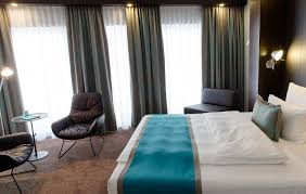 Pin Von Motel One Auf Motel One In Stuttgart Motel One