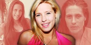 Robin Hibbard's Instagram, Twitter & Facebook