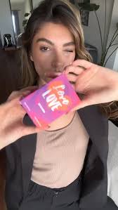 Lola está de regreso con un nuevo aroma irresistible… pero esta vez no  viene sola: llega con su cómplice Lalo, con una personalidad auténtica que  te va a encantar. 💥🖤 ¿Estás lista